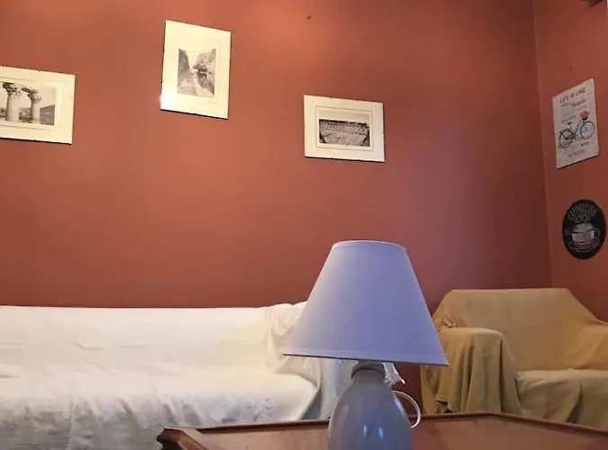 T&T House